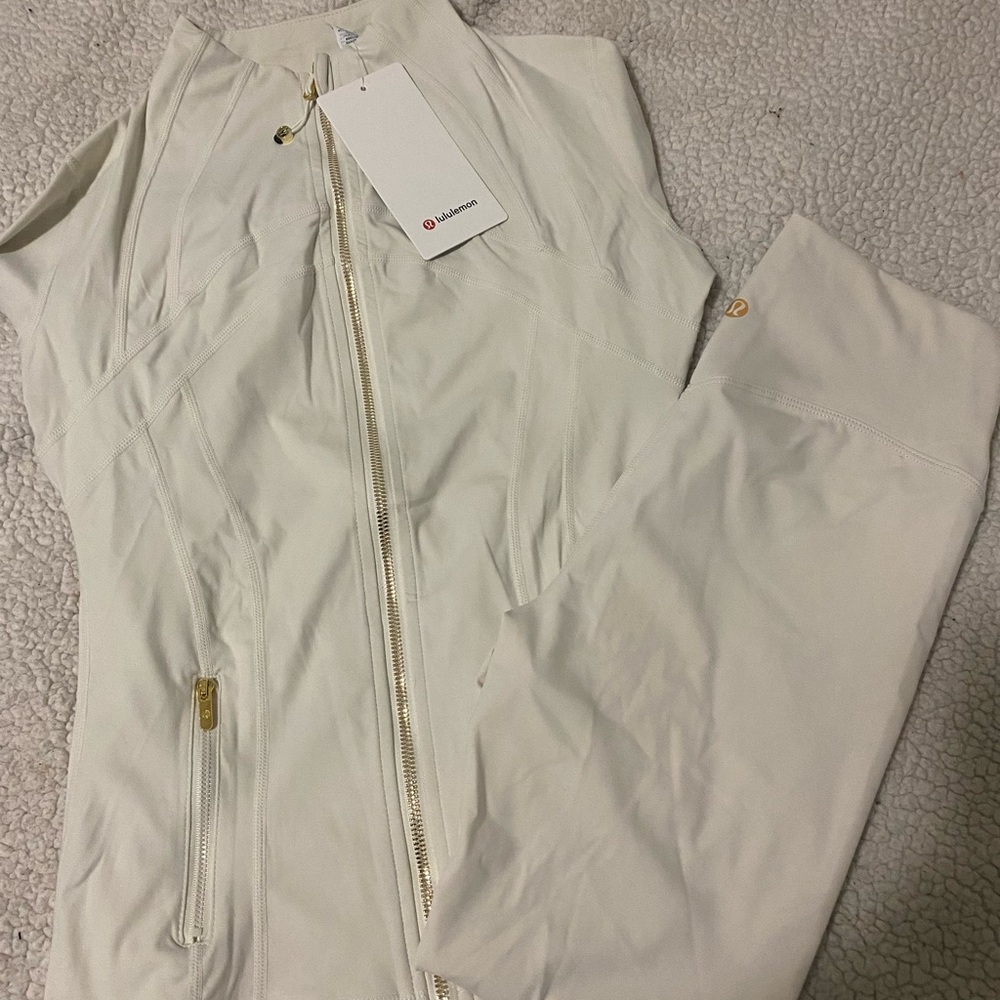 Women's Cream Leggings